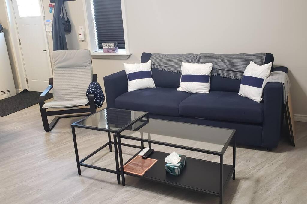 Cozy Home On A Quiet Street Minutes To Dt קינגסטון מראה חיצוני תמונה
